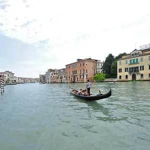 venice-san-leonardo.hotelinveneto.com/